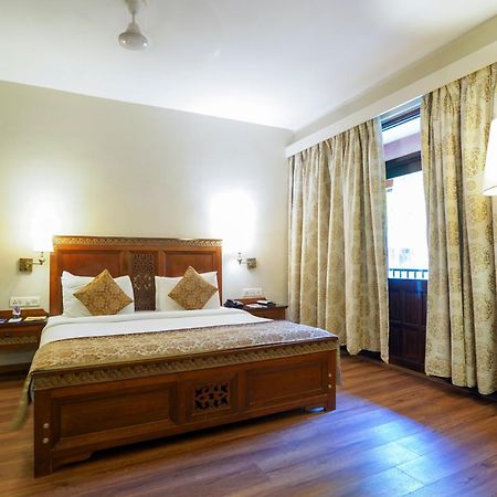 Neelams The Grand Hotel Calangute Dış mekan fotoğraf